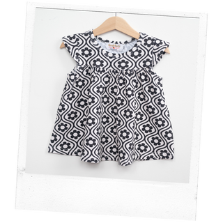 Black and white groovy top